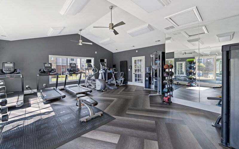Large fitness center with large windows 